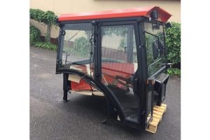 MTZ Vezetőfülke panorámás komplett (lengyel) MTZ-80